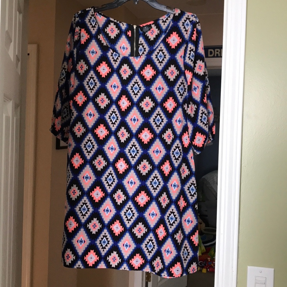Fun XL shift dress EUC